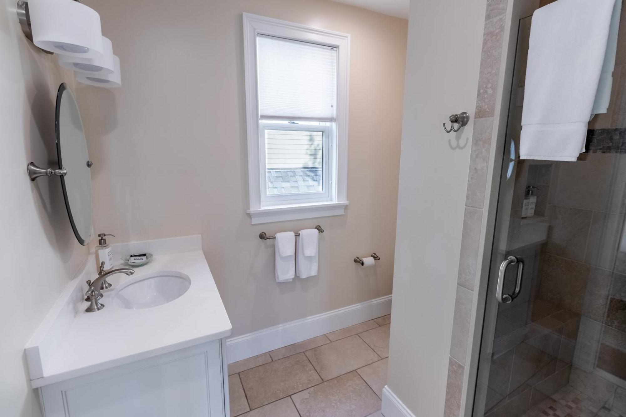 Apartament The Newport Lofts - 546 Thames Street Zewnętrze zdjęcie