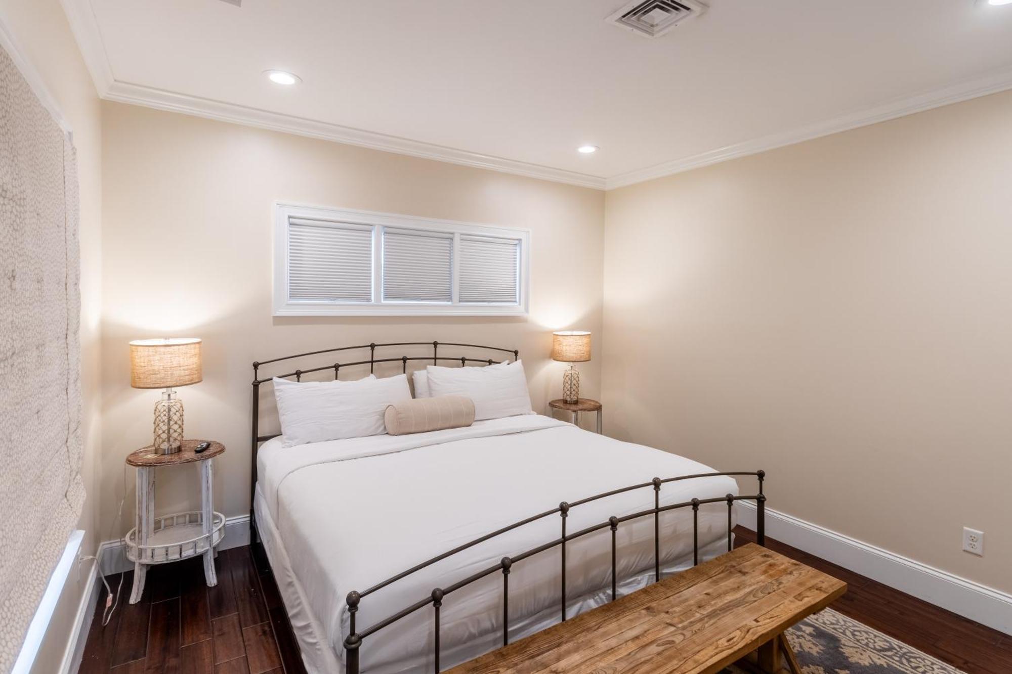 Apartament The Newport Lofts - 546 Thames Street Zewnętrze zdjęcie